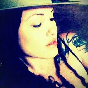 Meet your Posher, Marissa